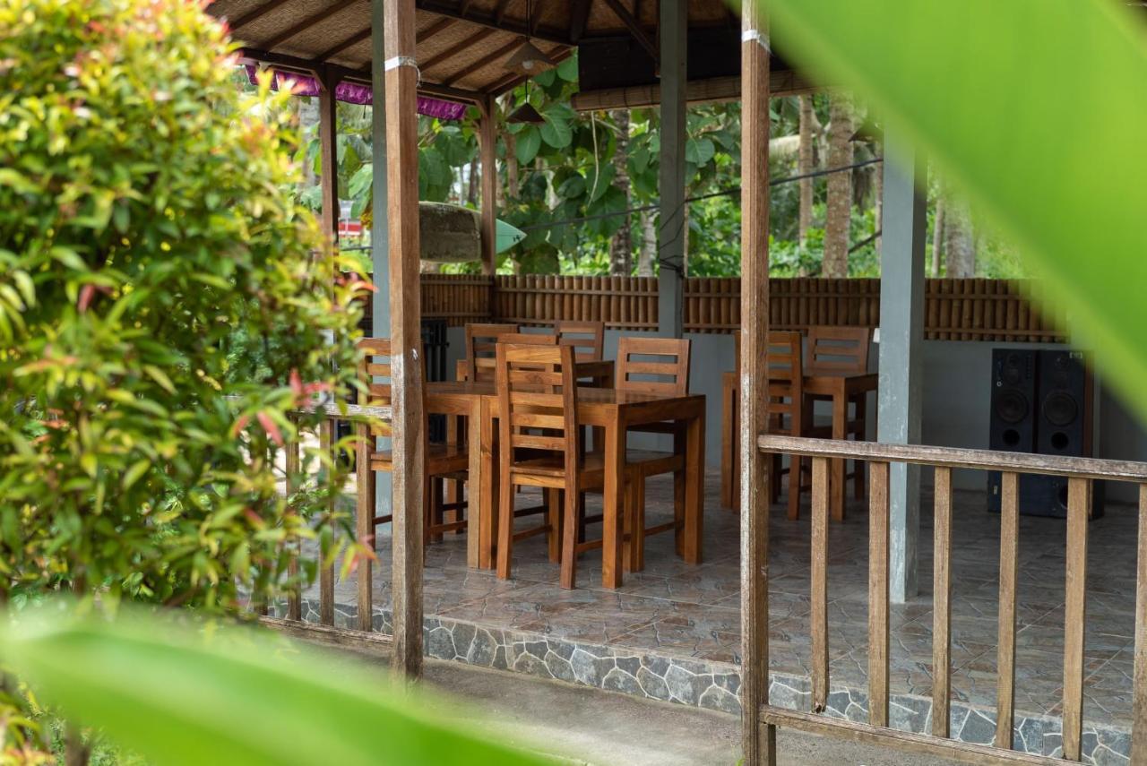Sindhu Mesari Bungalow Toyapakeh 外观 照片